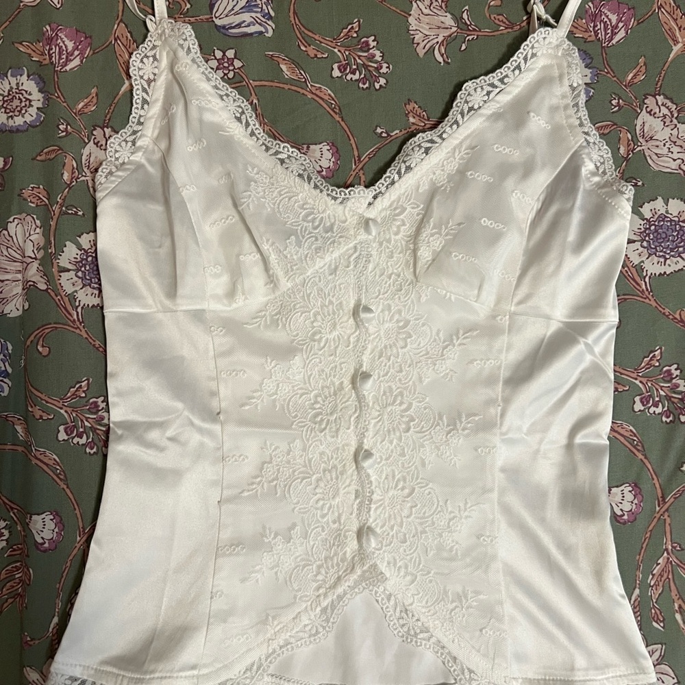 Elegant White Lace Camisole Top